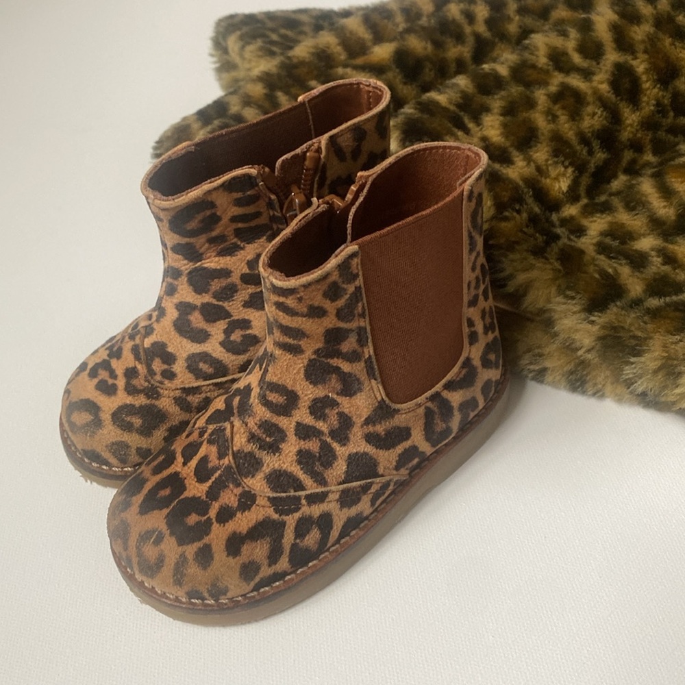 Emma leopard Fox-paws Chita print toddler girl leather  bootsSz 6 Preowned Spain